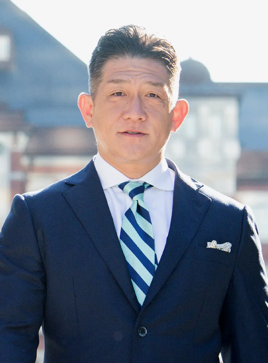 代表取締役岡 哲也
